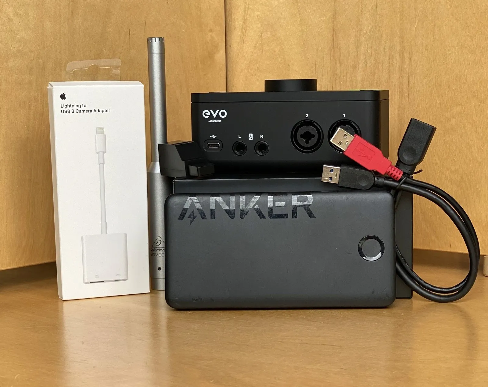 USB audio interface with power bank, Apple USB camera adapter, measurement microphone, USB Y-cable and a small USB hub